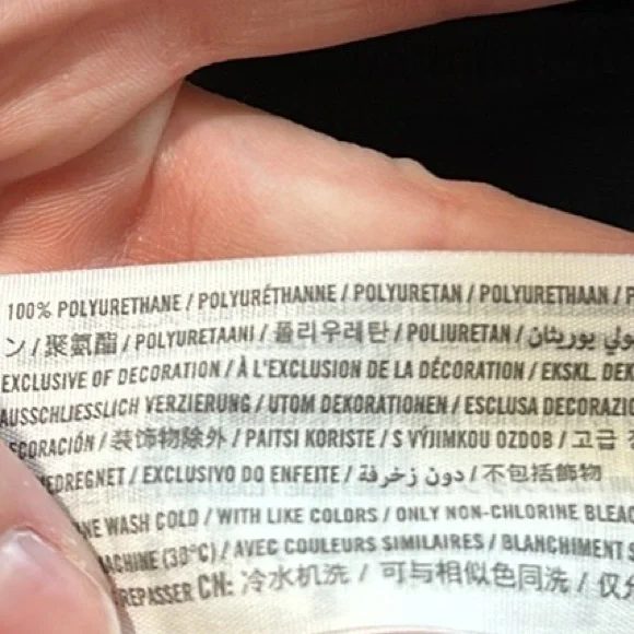 Abercrombie & Fitch Vegan Leather Skinny High Rise Pants - Picture 6 of 6